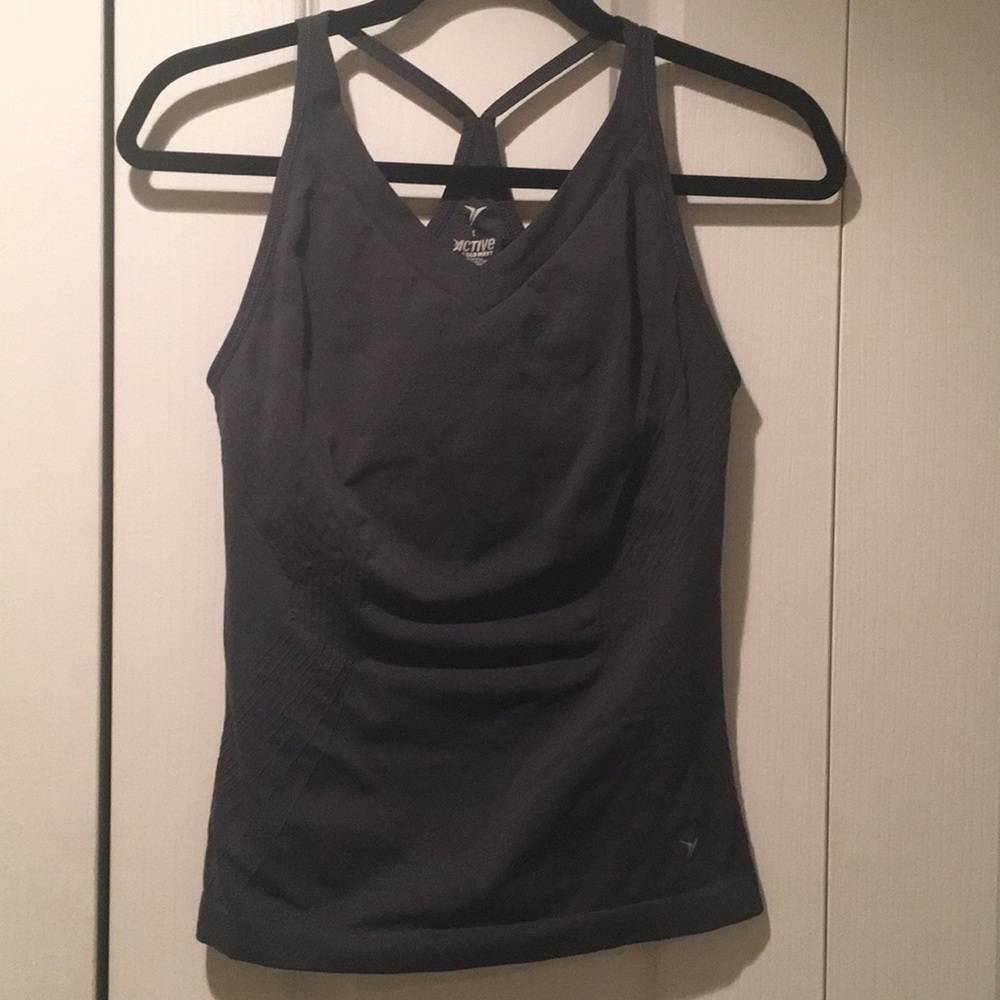 2 Slimming Workout Tops